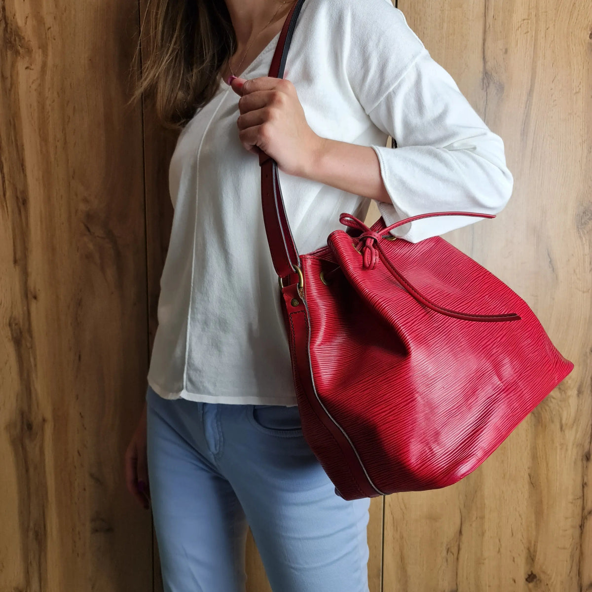 Louis Vuitton Petit Noé Red Leather Handbag (Pre-Owned) – Bluefly