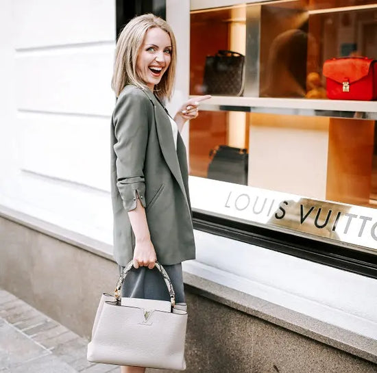 Las mejores ofertas en Bolsos y carteras Louis Vuitton Beige para Mujeres