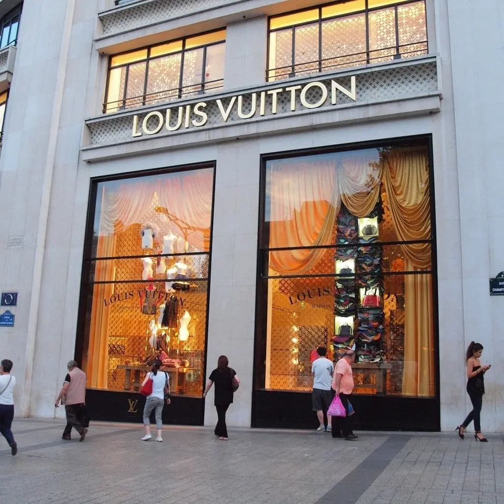 can louis vuitton store authenticate