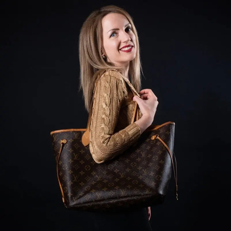 Louis Vuitton Neverfull pm mm gm reference guide
