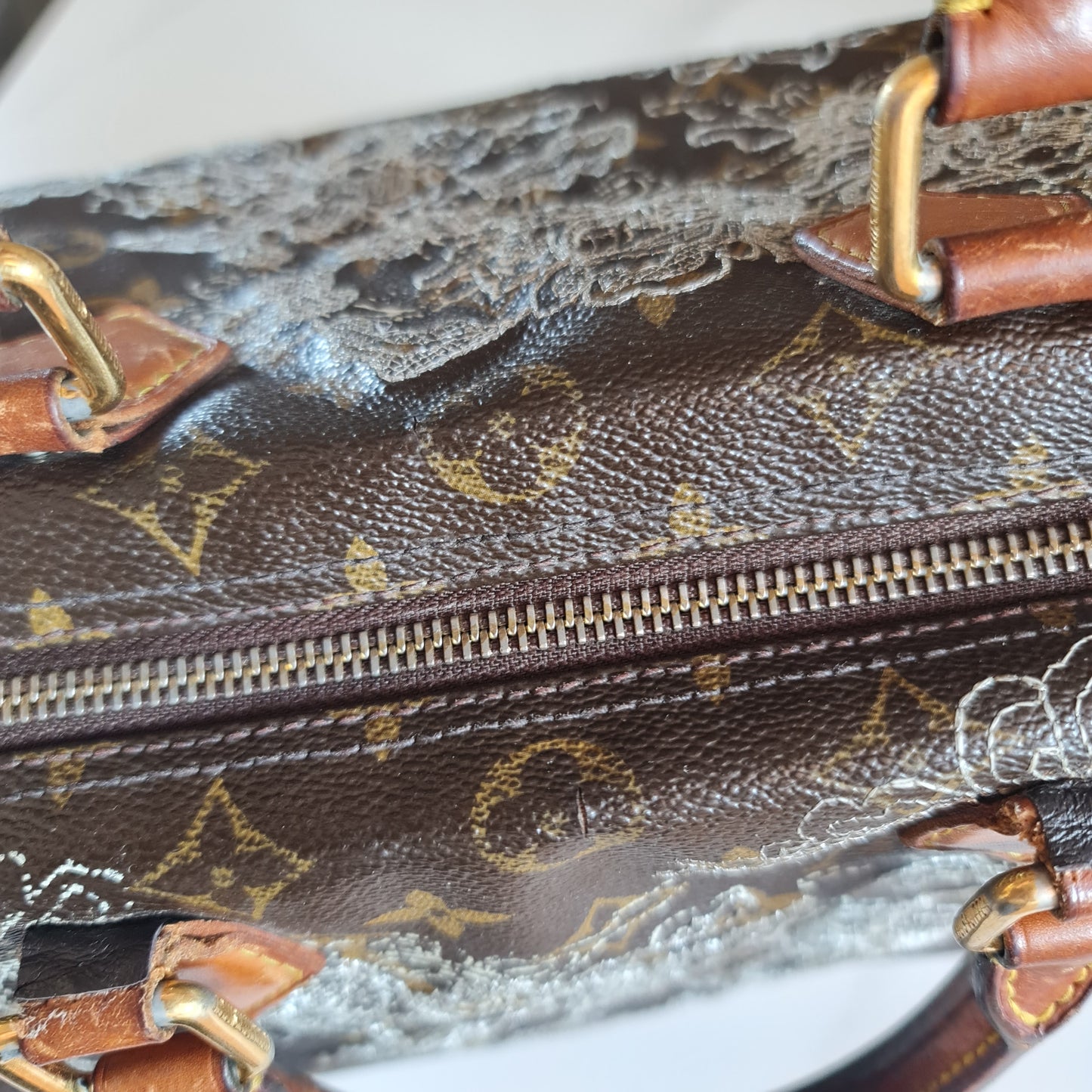 Louis Vuitton Silver Speedy Dentelle Bag (800)