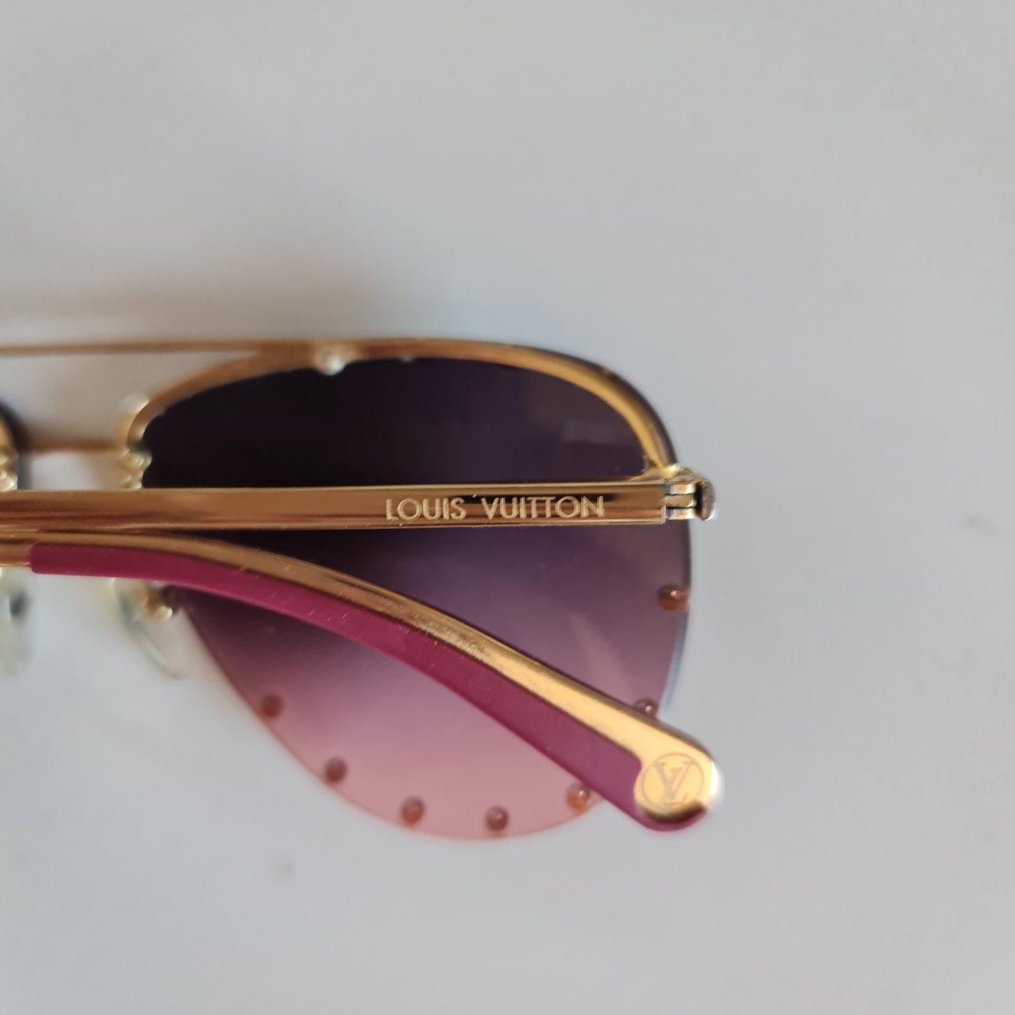 Louis Vuitton rosa gli occhiali da sole party