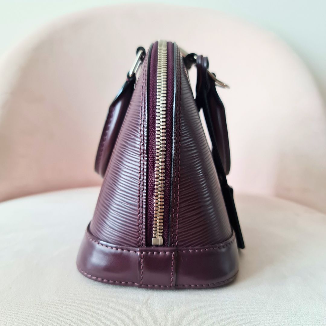 Louis Vuitton Black Noir Epi Alma BB Crossbody Bag