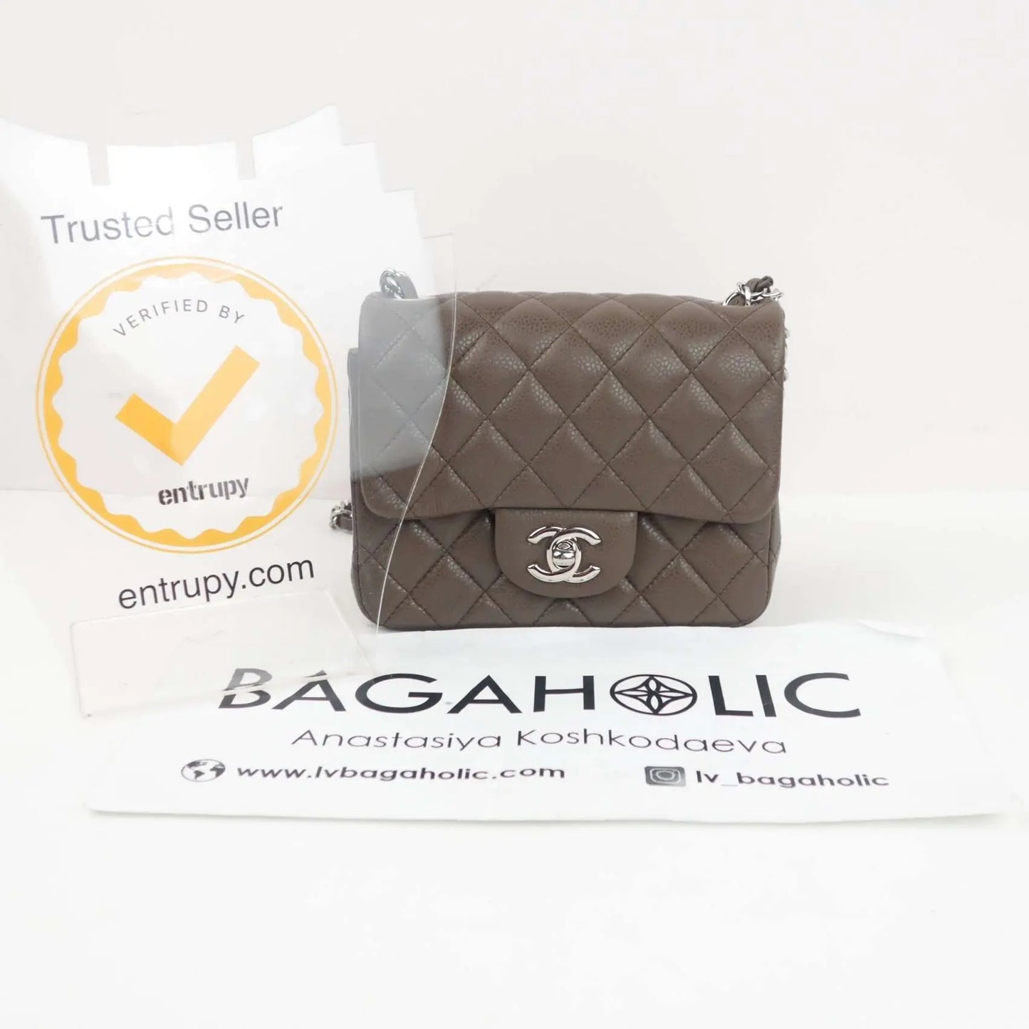 Cargar imagen en el visor de la galería, Chanel Chanel Brown Quilted Caviar Leather Classic Square Mini Flap Bag LVBagaholic
