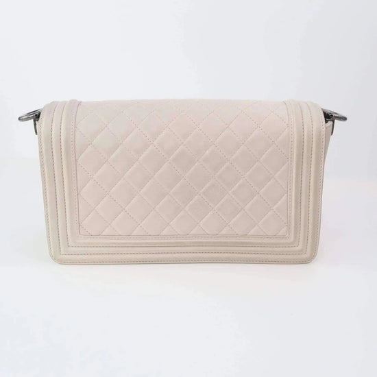 Load image into Gallery viewer, Chanel Chanel Poudre Quilted Lambskin Leather and Sting Ray Strap Medium Boy Bag LVBagaholic
