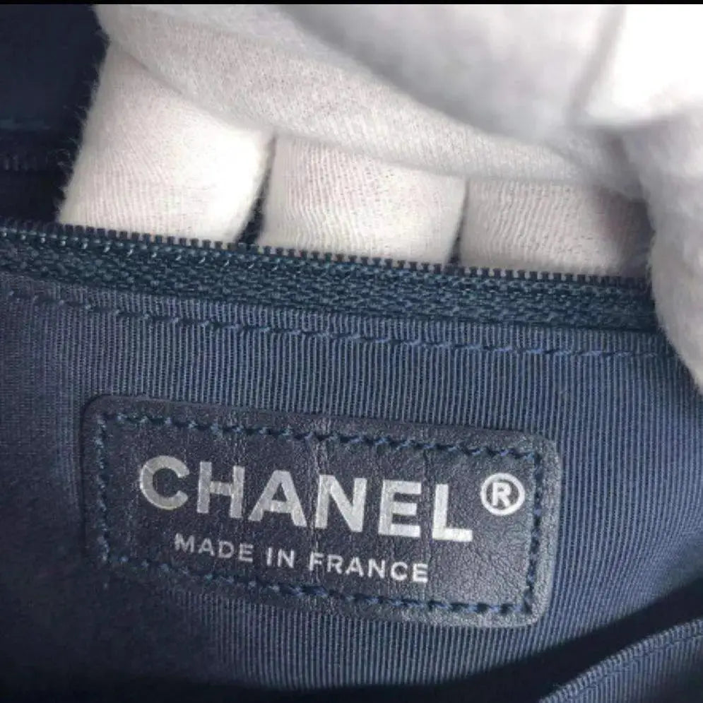 Chanel hanel BOY LVBagaholic