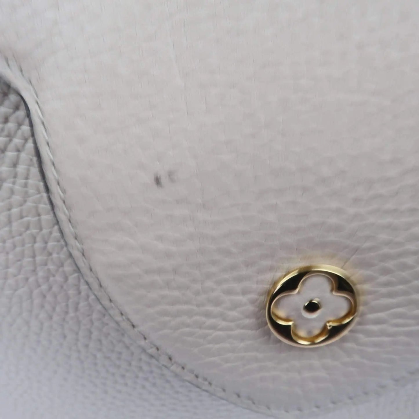 Load image into Gallery viewer, Louis Vuitton Louis Vuitton Capucines Python Handle MM Bag LVBagaholic
