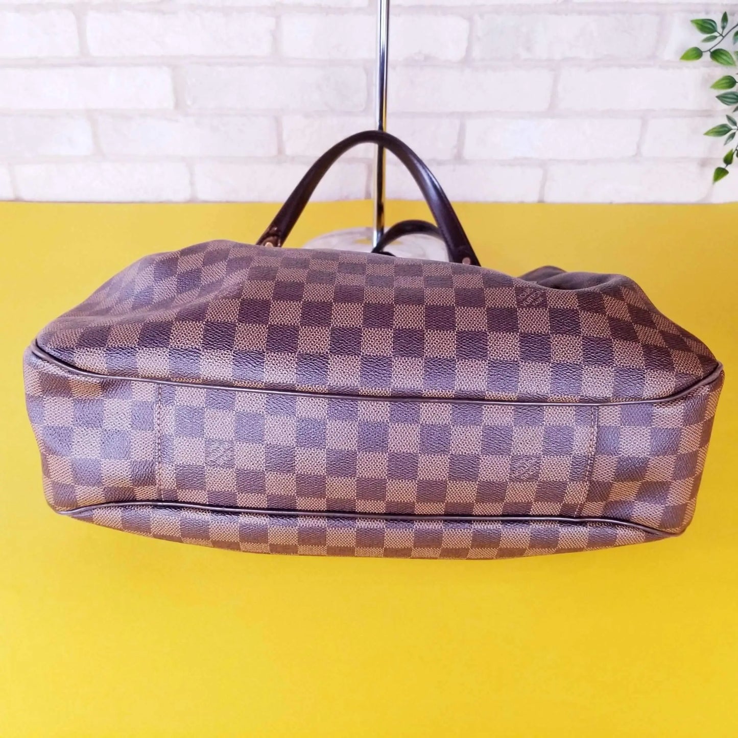 Louis Vuitton Louis Vuitton Evora MM Damier Ebene Bag LVBagaholic