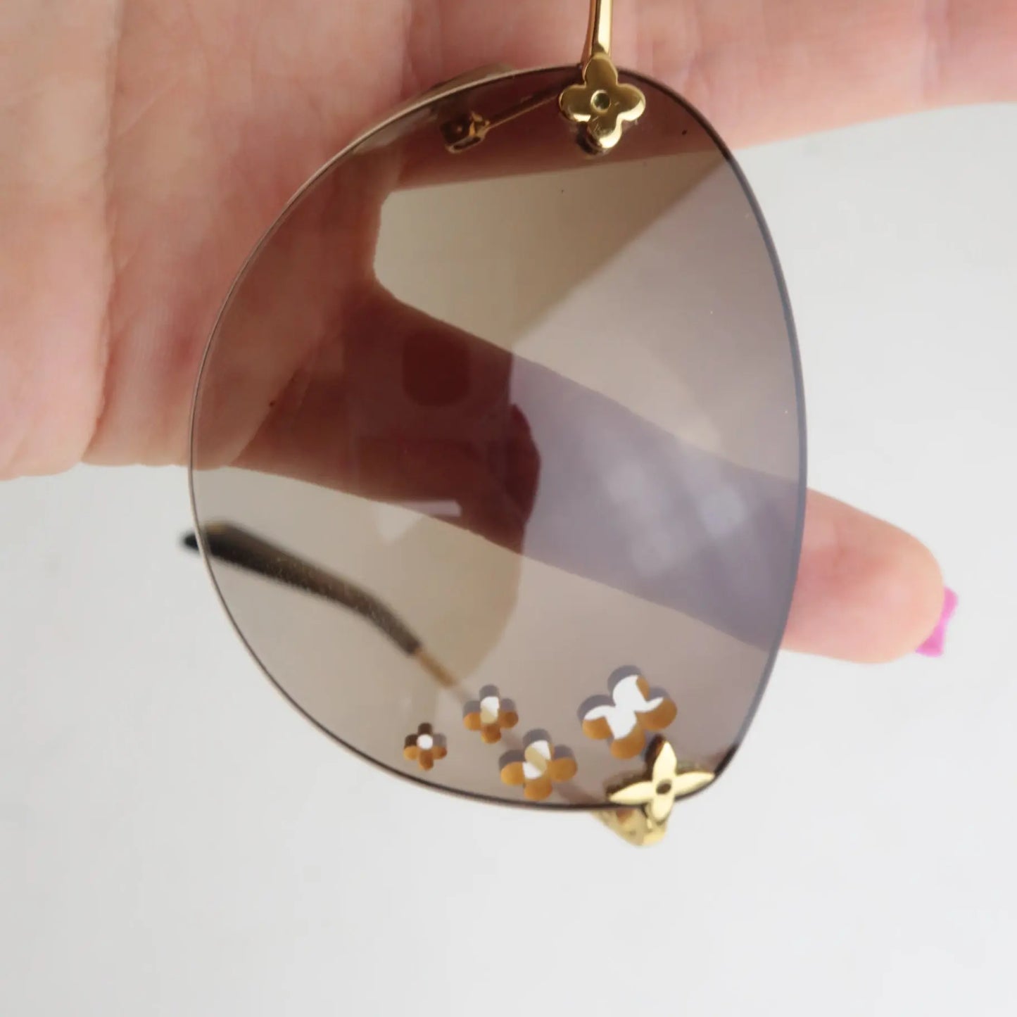 Louis Vuitton Sunglasses Desmayo Cat Eye Monogram Flower Die Cutting beauty