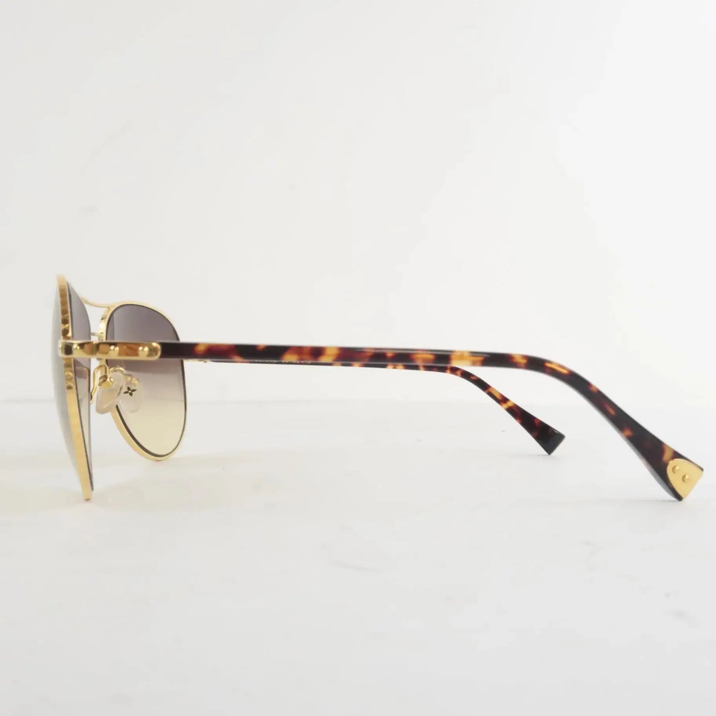 Louis Vuitton Goldtone Metal Frame Monogram Conspiration Pilote  Sunglasses-Z0164u – Bagaholic
