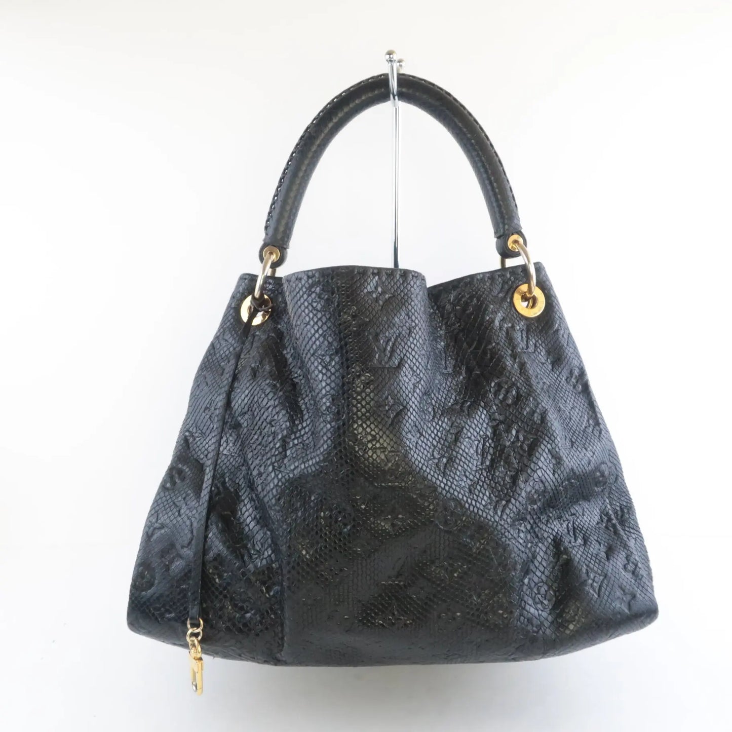 Louis Vuitton Noir Python Limited Edition Artsy MM Bag Louis Vuitton