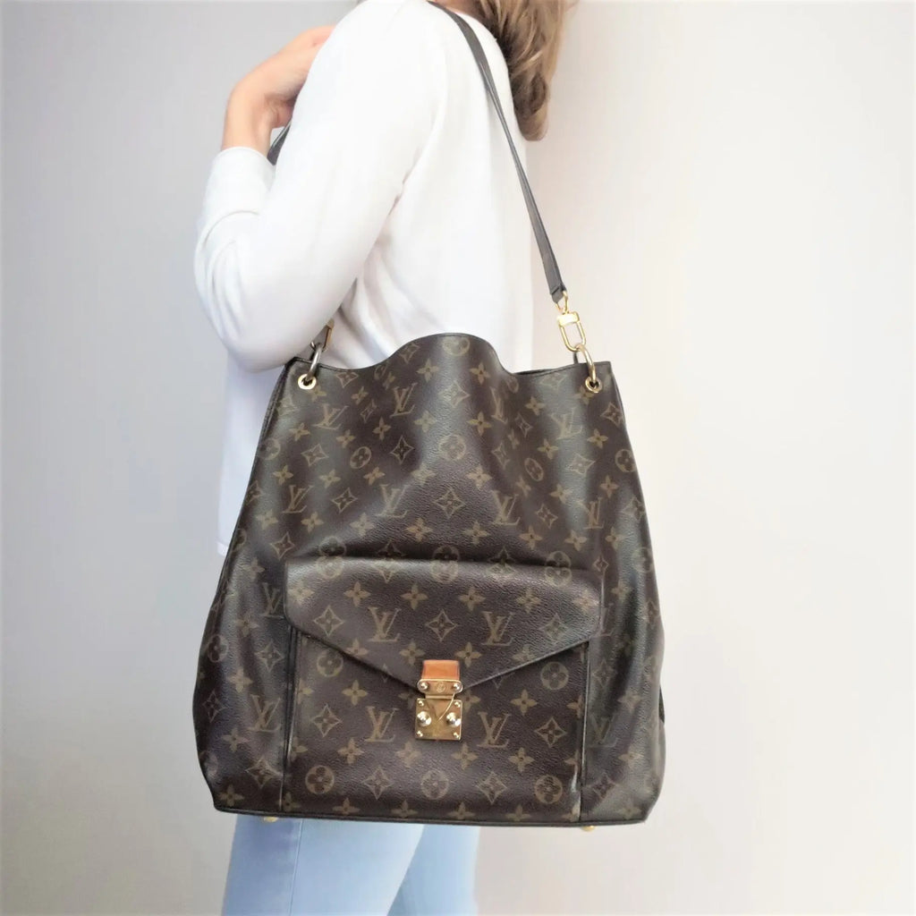 louis vuitton metis hobo