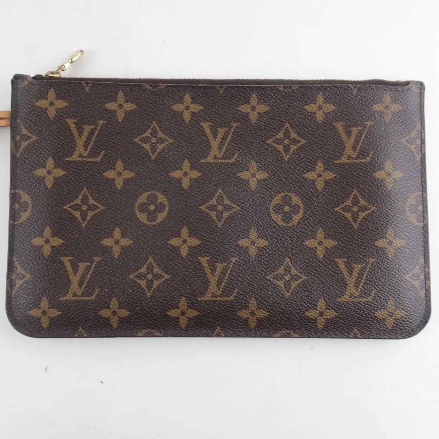 Louis Vuitton Louis Vuitton Monogram Canvas Neverfull MM Bag With Pouch LVBagaholic