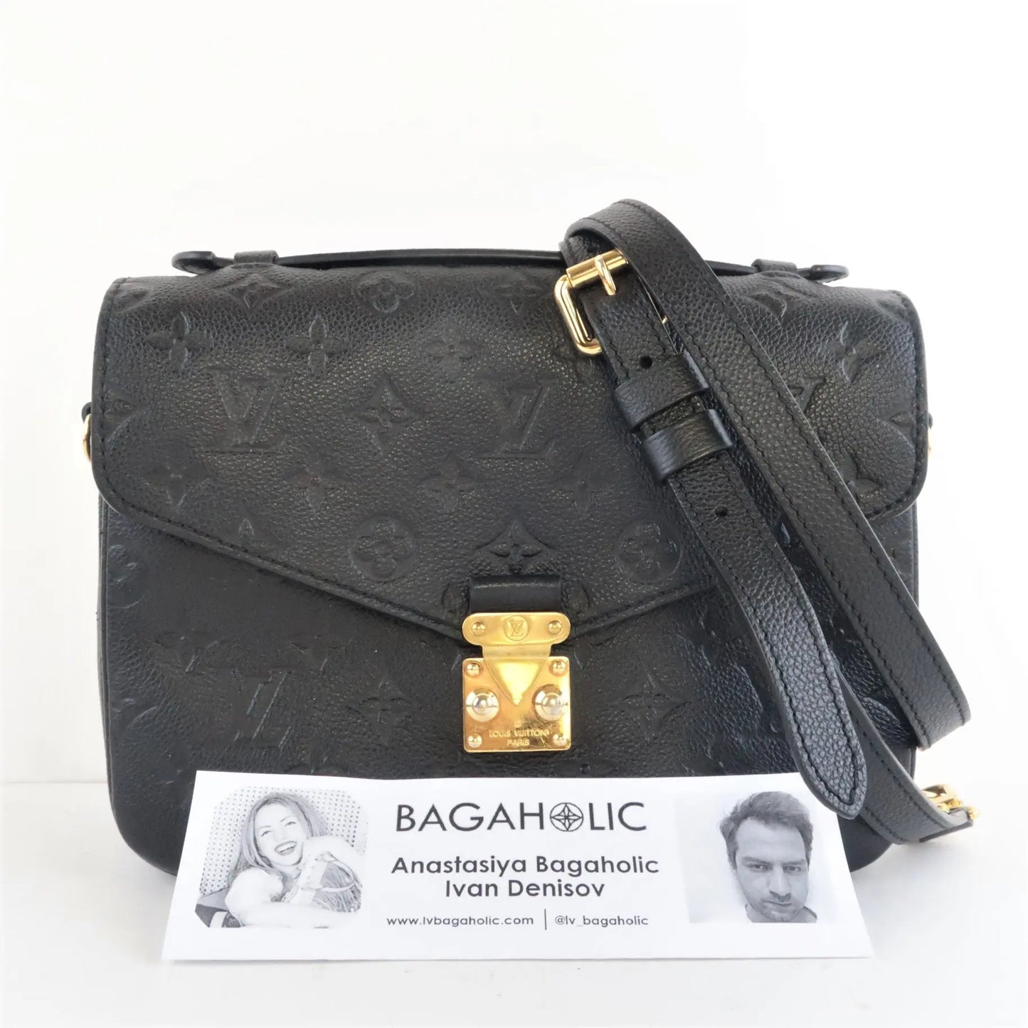Louis Vuitton Monogram Empreinte Pochette Bag – Bagaholic