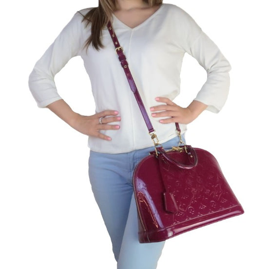 Louis Vuitton Monogram Vernis Magenta Alma PM bag matching strap