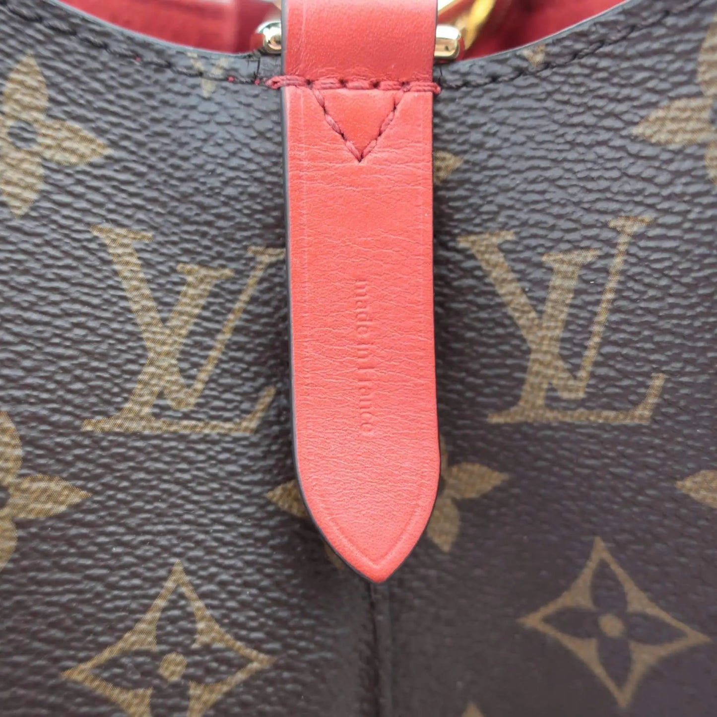 Louis Vuitton Louis Vuitton NeoNoe NM Shoulder Red Bag LVBagaholic