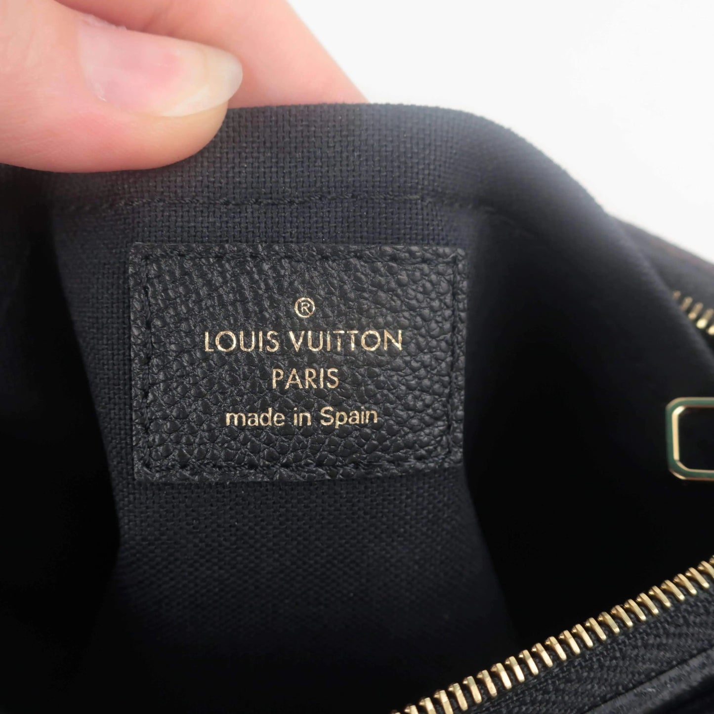 Load image into Gallery viewer, Louis Vuitton Louis Vuitton Pallas Noir Black Clutch LVBagaholic
