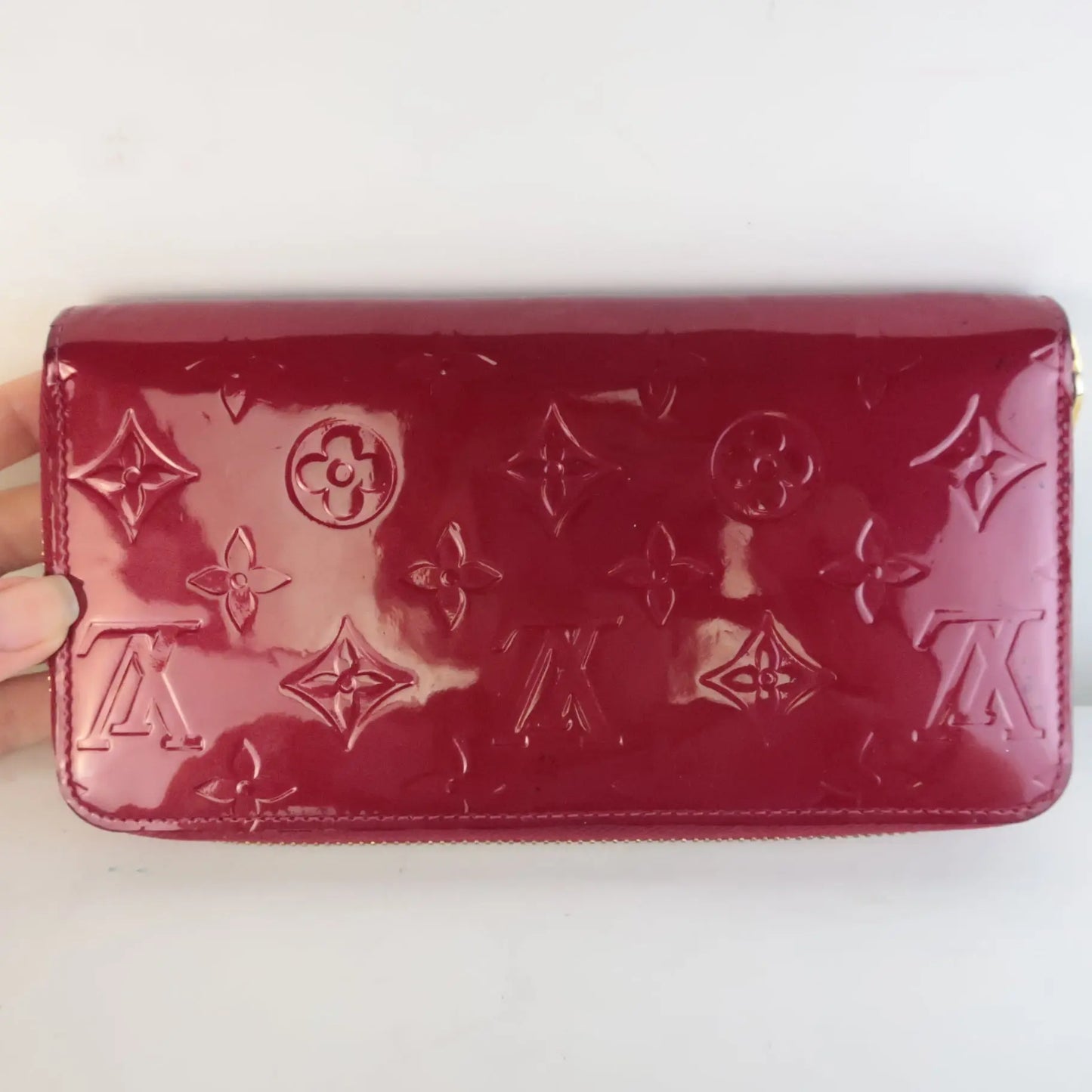Louis Vuitton New Patent Leather Rouge Fauviste Monogram Vernis Zippy  Wallet NIB