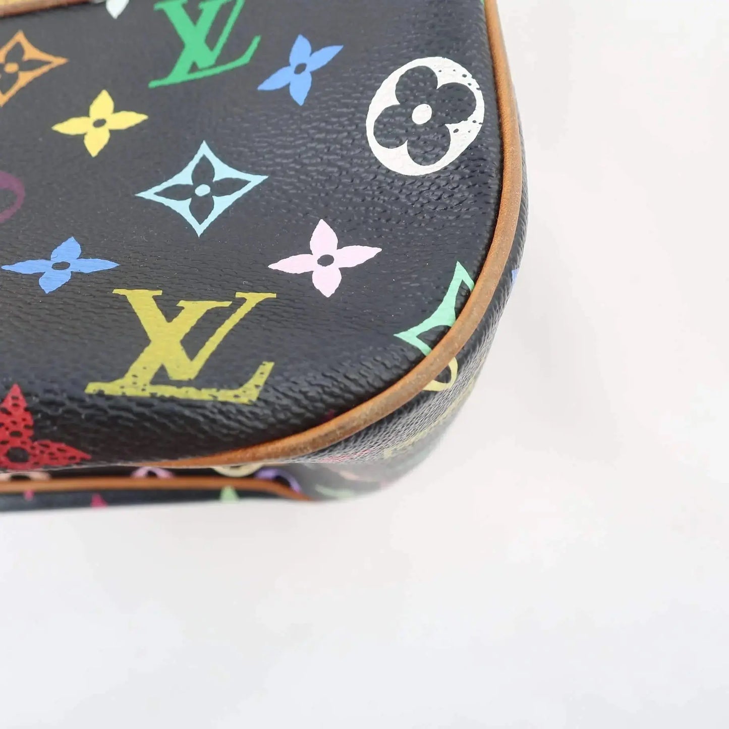 ❌TRADED❌Louis Vuitton Multicolore black Rift bag