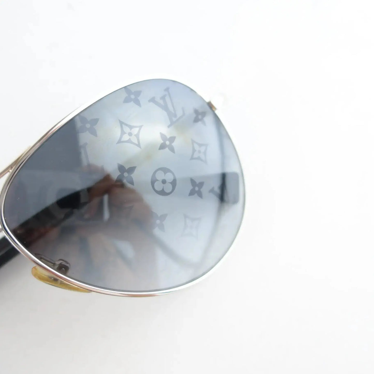 Louis Vuitton Louis Vuitton Silvertone Monogram Conspiration Pilote Sunglasses (644) LVBagaholic