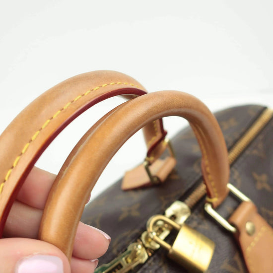 Louis Vuitton Louis Vuitton Speedy Bandouliere 35 Monogram Bag LVBagaholic