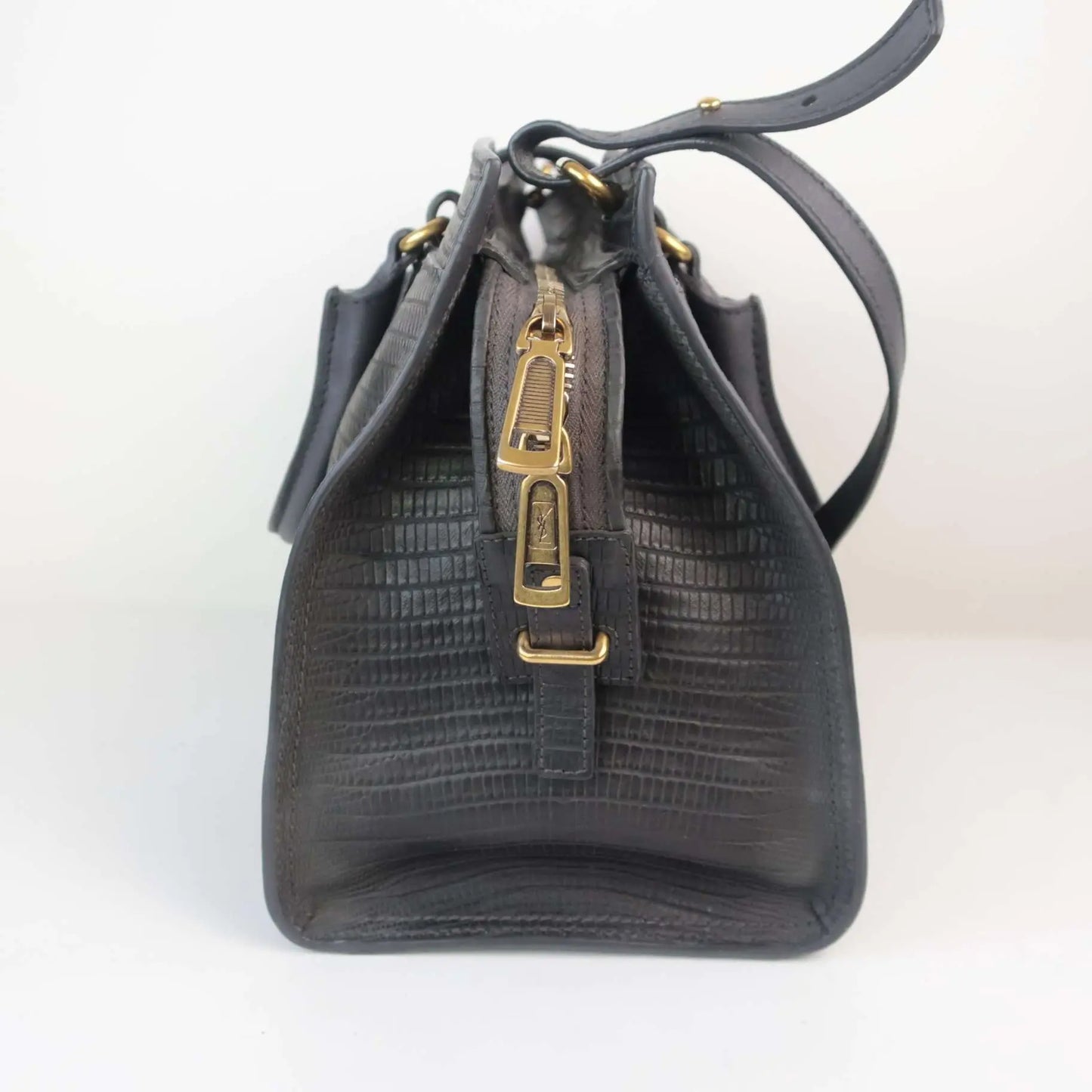 Cargar imagen en el visor de la galería, YSL Yves Saint Laurent Small Cabas Crossbody Bag LVBagaholic
